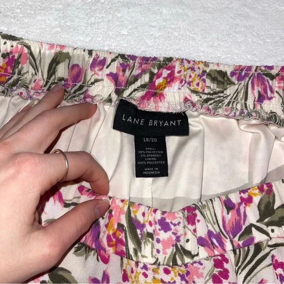 Lane Bryant Plus Size Floral Assymetric Hem Faux Wrap Knee Length Skirt Fair - Picture 10 of 12